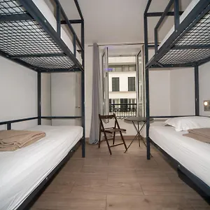  Hostel Enjoy Γαλλία