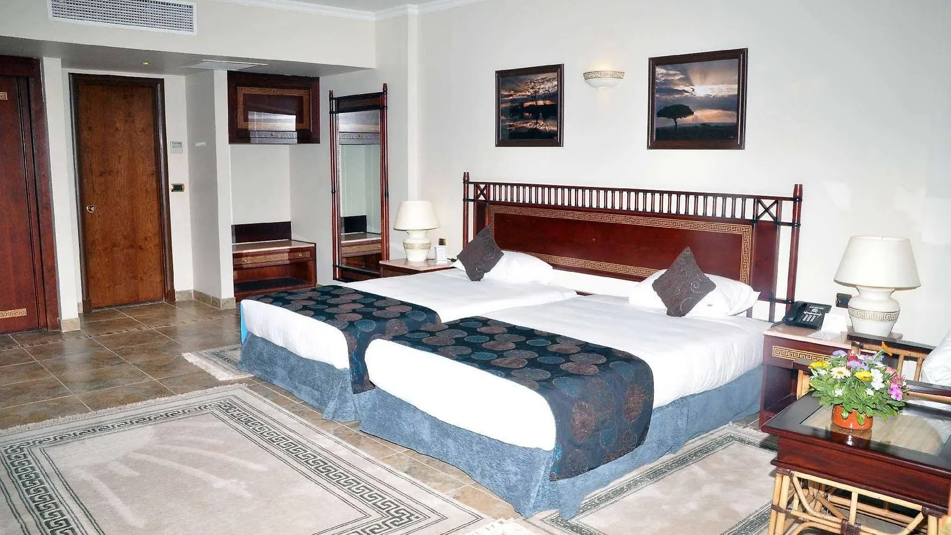 Jolie Ville Hotel & Spa Kings Island Louxor Station touristique
